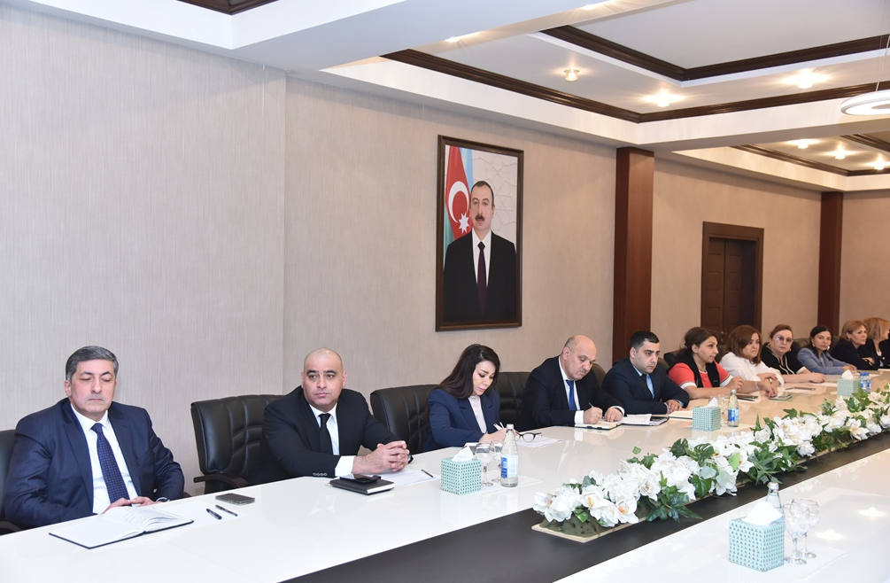 Tahir Budaqov müşavirə keçirdi - FOTOLAR